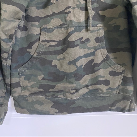 Active Basic Hoodie Camo Size Small - Picture 3 of 6